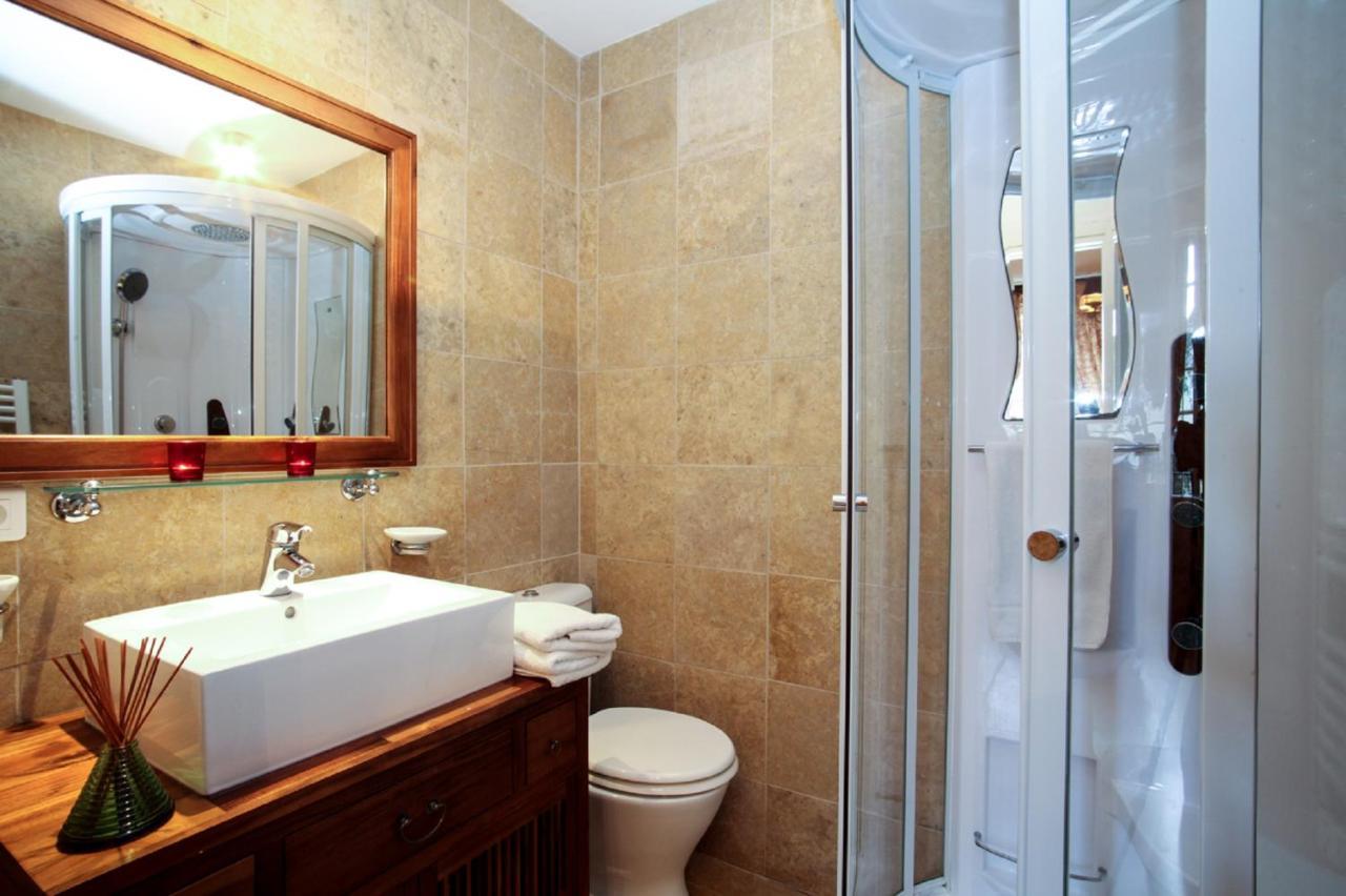 In Sarlat Luxury Rentals, Medieval Center - Maison Fenelon Екстериор снимка